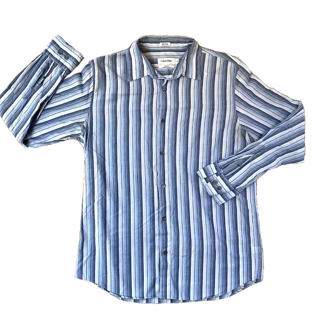 Calvin Klein modern fit button front dress shirt Blue Striped Mens M 100% Cotton
